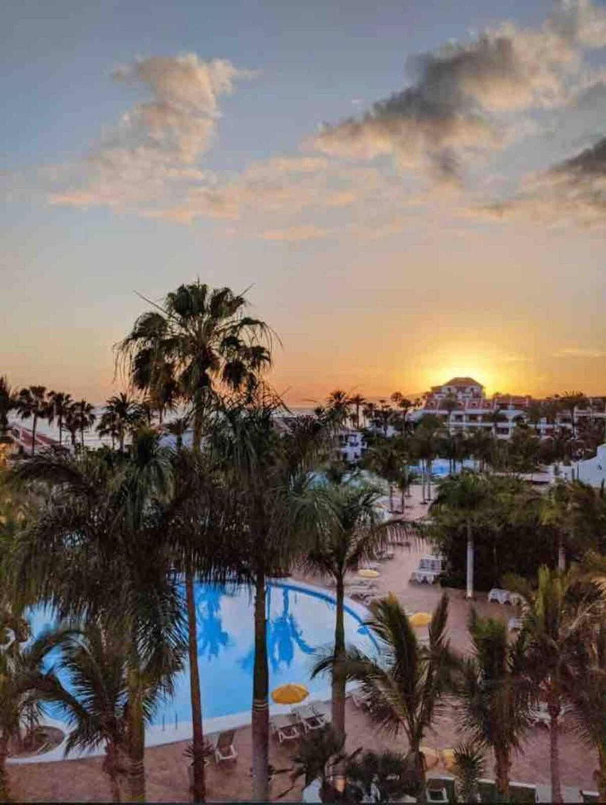 Apartamento Exterior Con Vistas Playa de las Américas Exterior foto